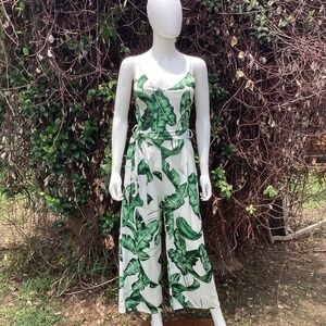 NWOT Boutique Wear Cropped Leaf Print Jumpsuit